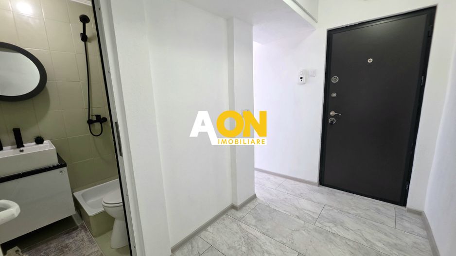 Apartament 2 Camere, Complet Renovat - Poză 2