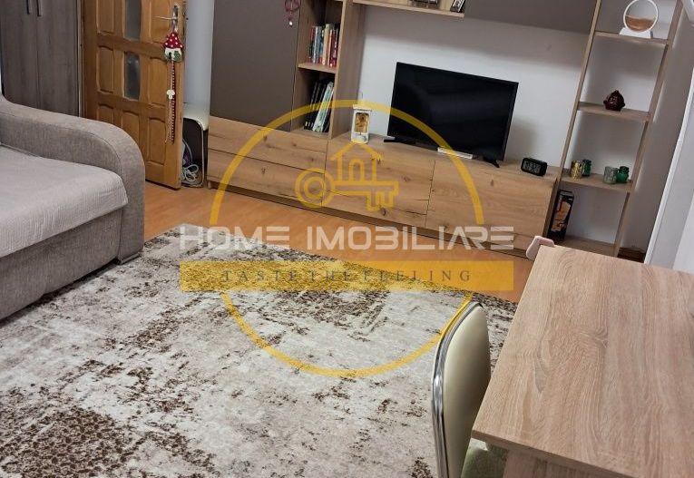 Apartament cu 2 camere,etaj 2,Mircea cel Batran,80900 euro - Poză 1