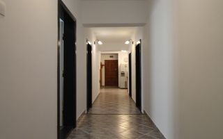 Zona aradului, 4 camere + 2 bai, centrala proprie - Poză 8