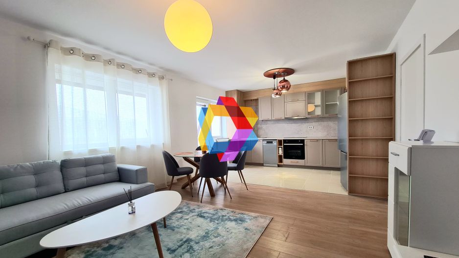 Apartament doua camere de vanzare - Sub Cetate - Sânpetru - Poză 2