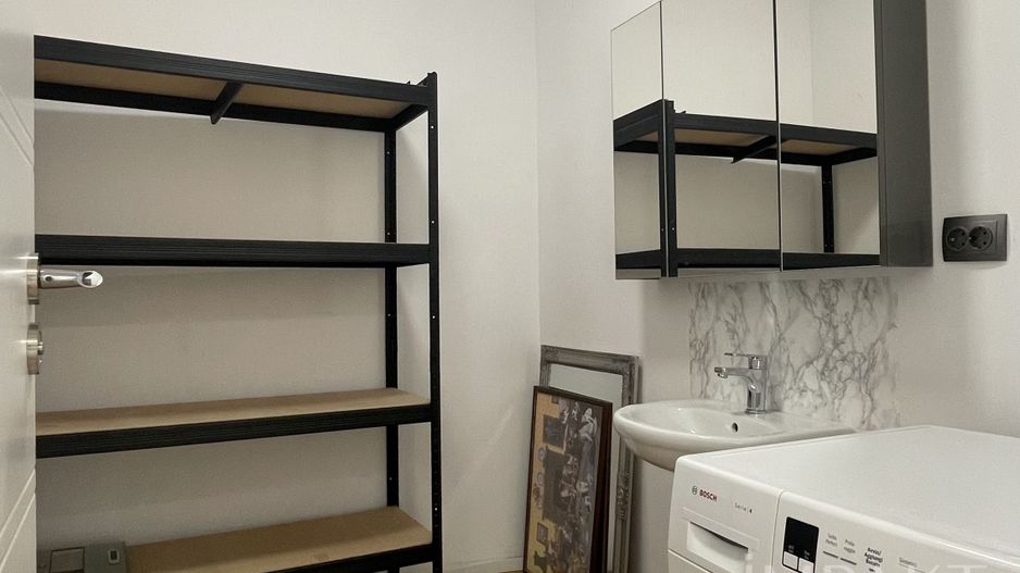 Apartament spatios cu 3 camere in zona Pietei Mihai Viteazul - Poză 10