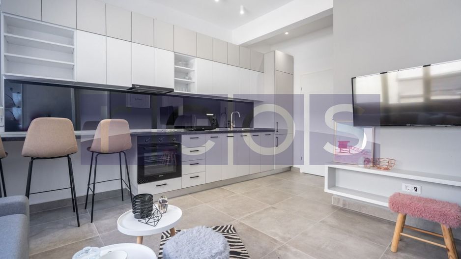 VANZARE PACHET APARTAMENT 4 CAMERE + 2 STUDIOURI 275MP ULTRACENTRAL UNIVERSITATE - Poză 13