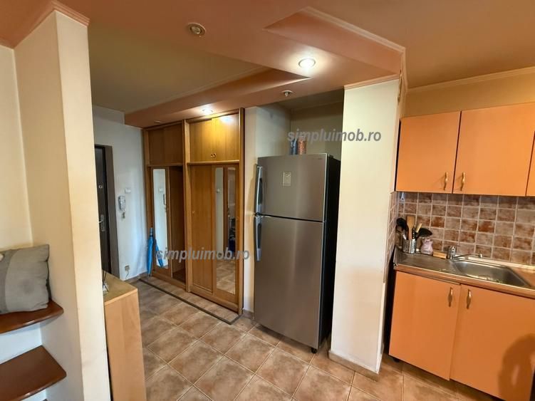 Garsoniera Spatioasa Utilata Mobilata Dristor Baba Novac - Poză 8