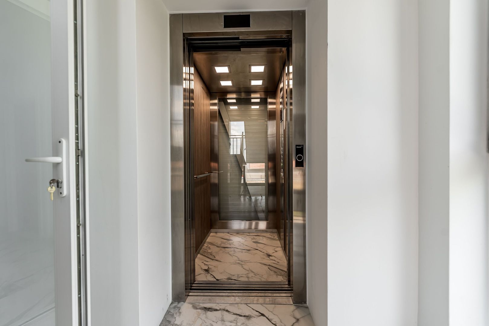 Apartament cu 2 camere, bloc nou, Subcetate, Arad - Poză 3