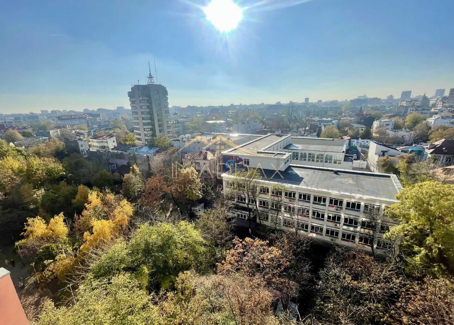 Apartament  3 camere** Bloc reabilitat  termic//Metrou Piata Iancului - Poză 2