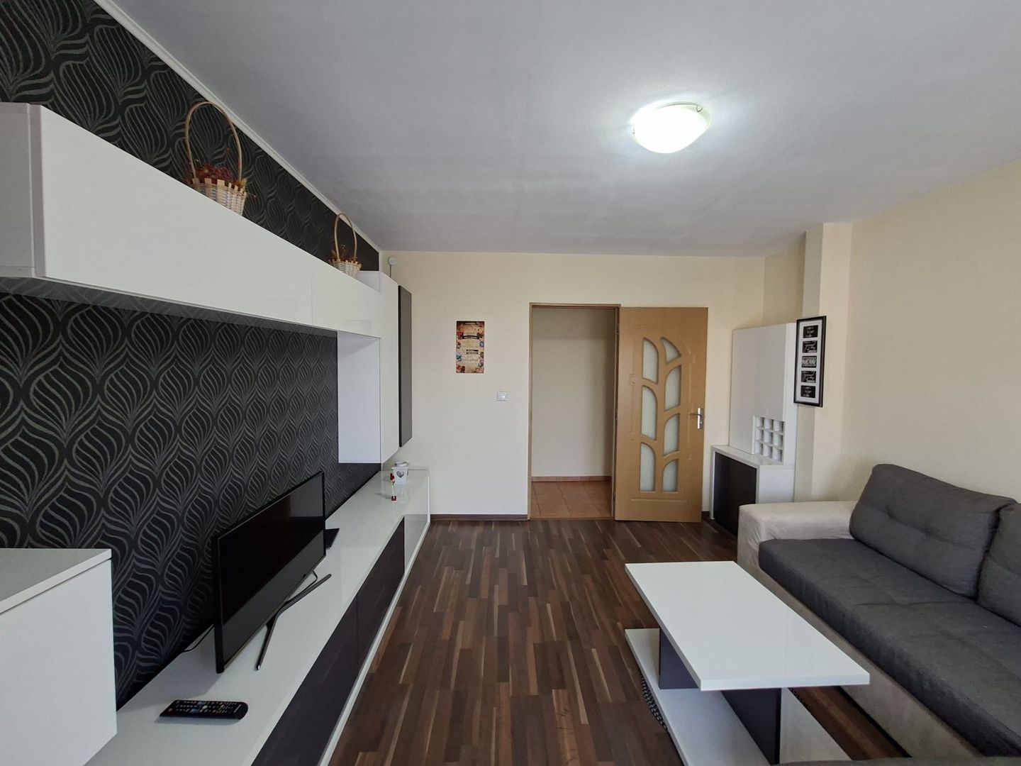 Apartament 3 camere la 5 minute de Shopping City - Poză 2
