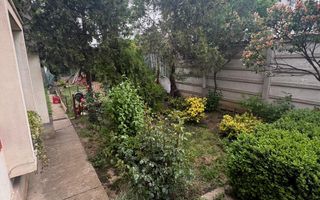 Casa de închiriat 7 camere Sector 4, ideal pentru clinica, gradinita - Poză 12