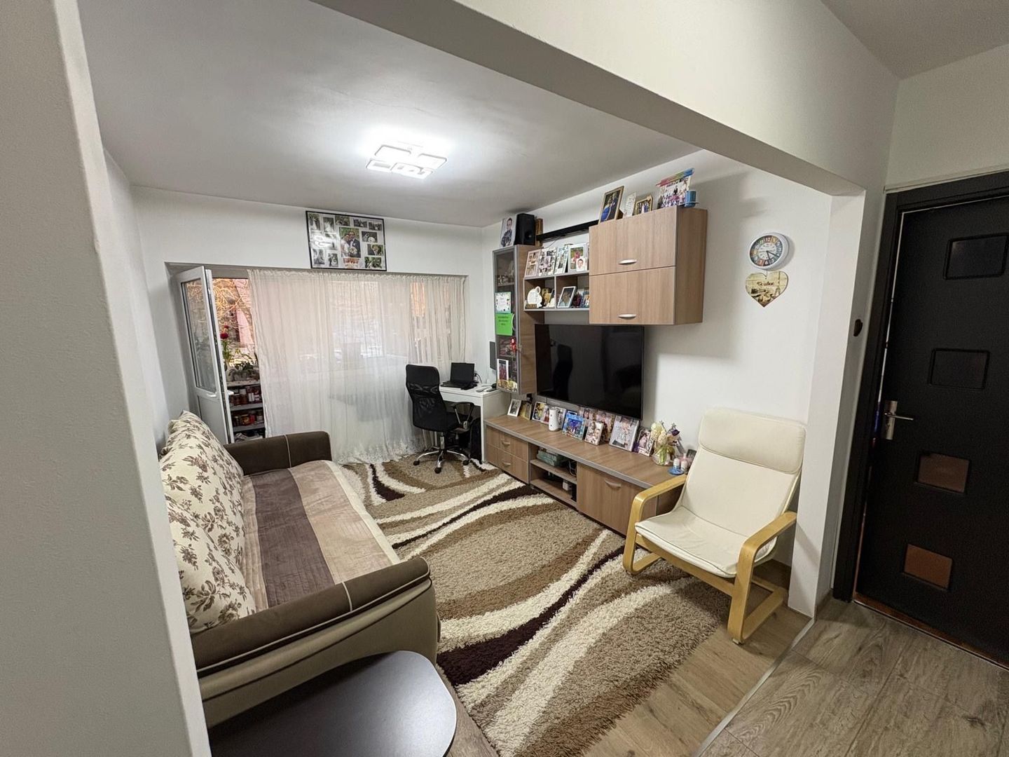 Apartament elegant cu trei camere, Drumul Gazarului, 99.900 € - Poză 2