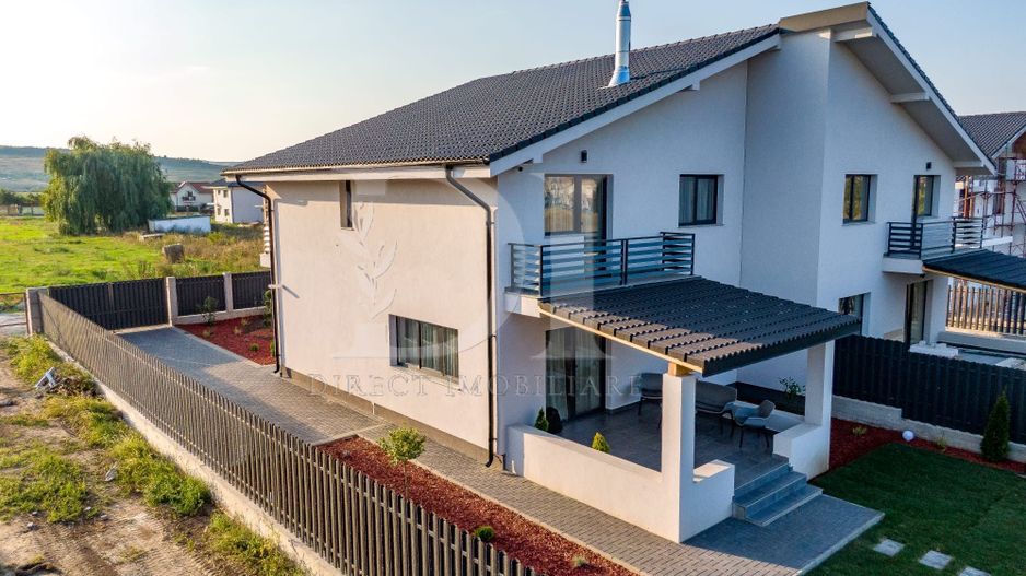 CASĂ CUPLATĂ TIP DUPLEX DE VÂNZARE ÎN JUCU, CLUJ - Poză 3