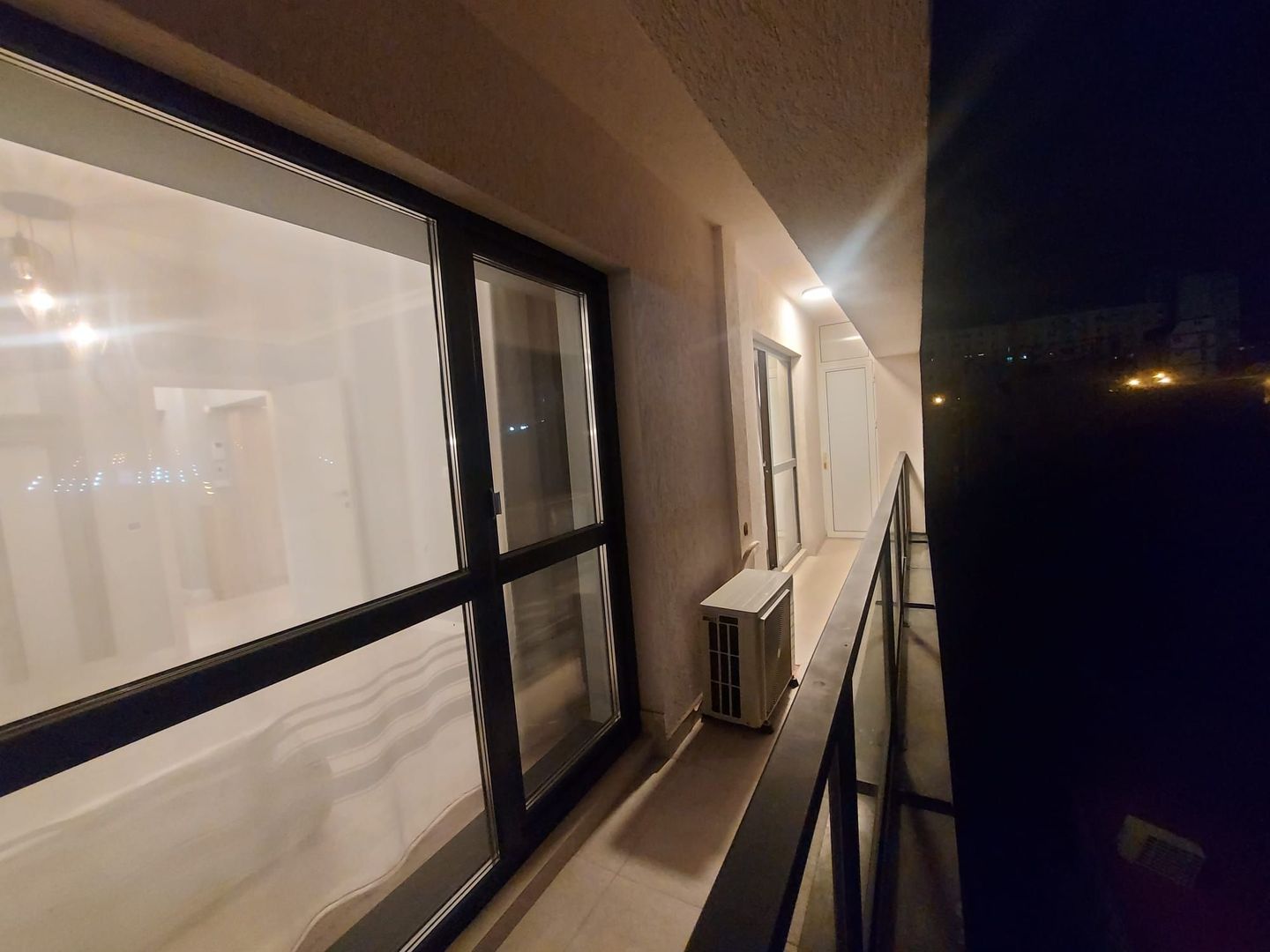 Smart Boutique / Finisaje Premium | Mihai Bravu - Mall Vitan - Poză 11