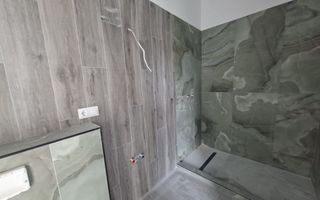 Casa premium cu teren 815 mp terasa balcon si garaj zona Selimbar - Poză 13