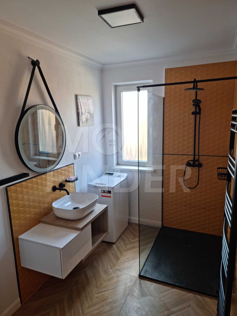 Prima inchiriere - Apartament 3 camere 80 mp zona Centrala - Poză 7