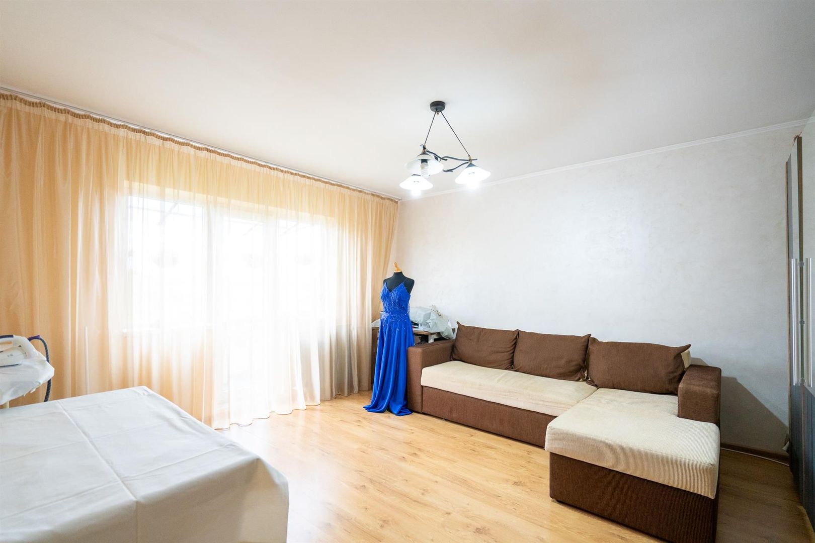 Apartament cu 3 camere renovat  Rogerius - Poză 5