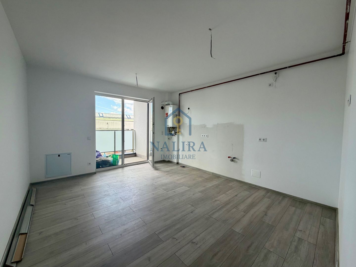 Studio de vânzare în bloc nou - Poză 1