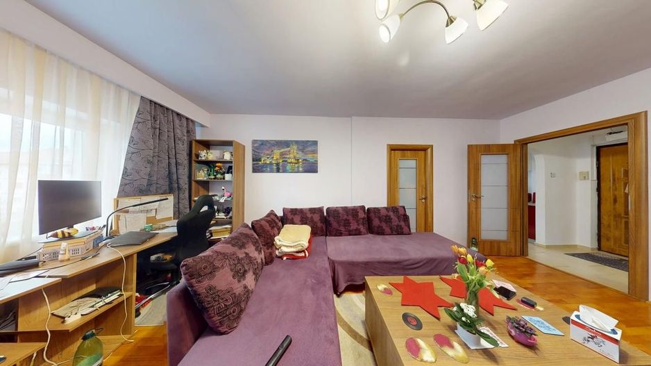 Apartament in zona centrala, la cheie, mobilat, utilat, et intermediar - Poză 7