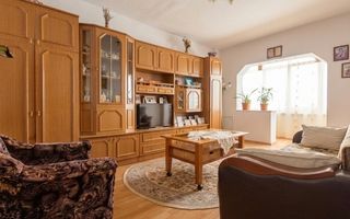Apartament de 2 camere decomandate situat pe Bulevardul Mihai Viteazul, - Poză 1