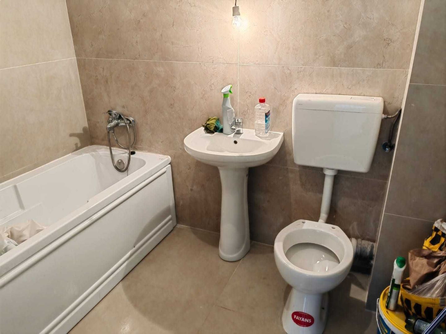 Vand apartament 2 camere mall Grand Arena - Poză 5