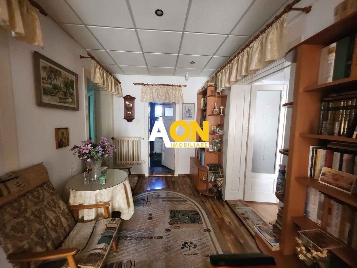 De vanzare casa 5 camere, 655mp teren, zona Cetate - Poză 8