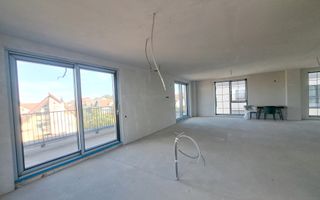 Penthouse 150 mp utili+ terase 200 mp+ 2 parcari subterane +curte 120 mp - Poză 14
