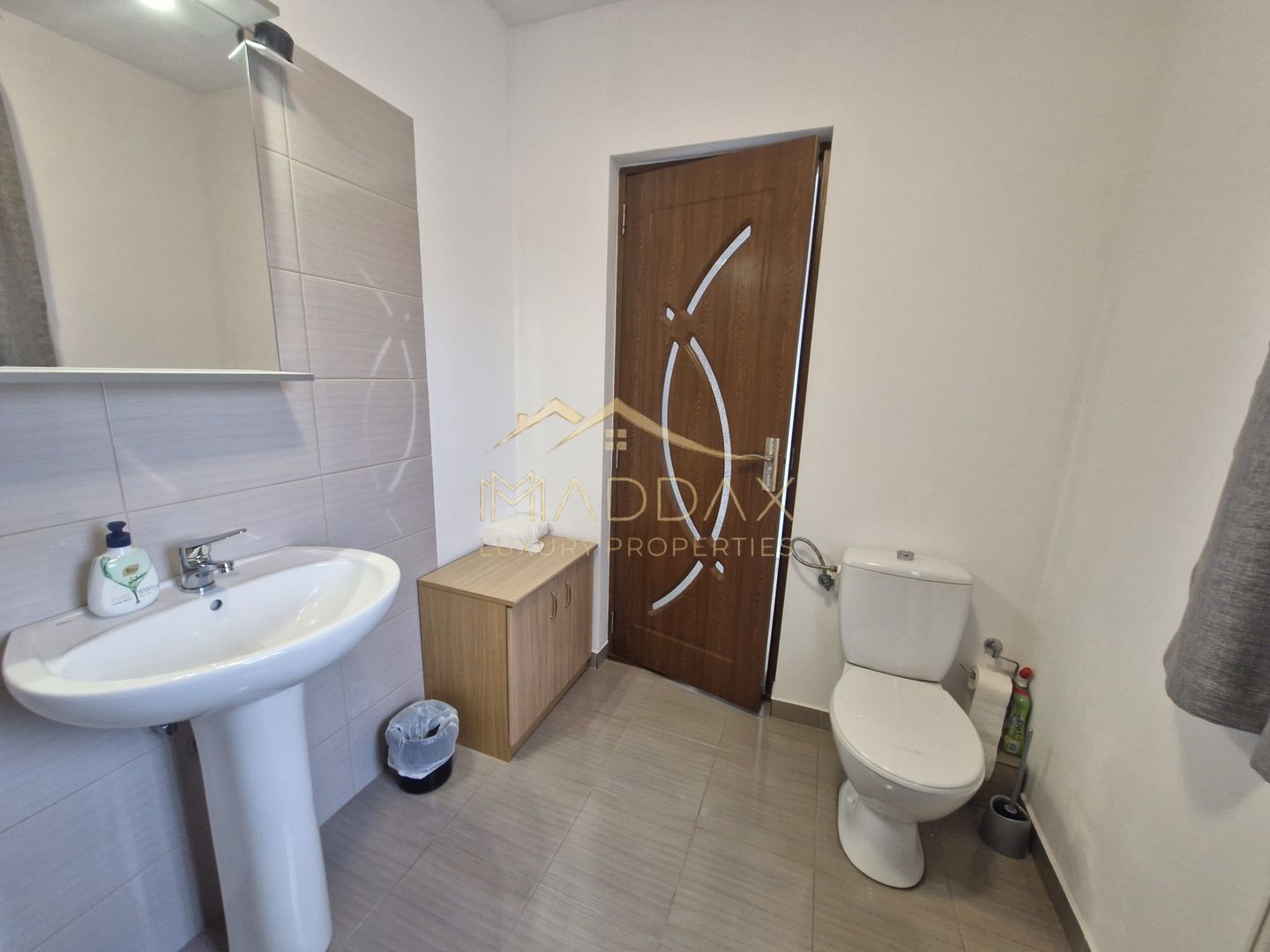 Vilă *5 camere // Cartier Ion Creangă // Sector 2 - Poză 27