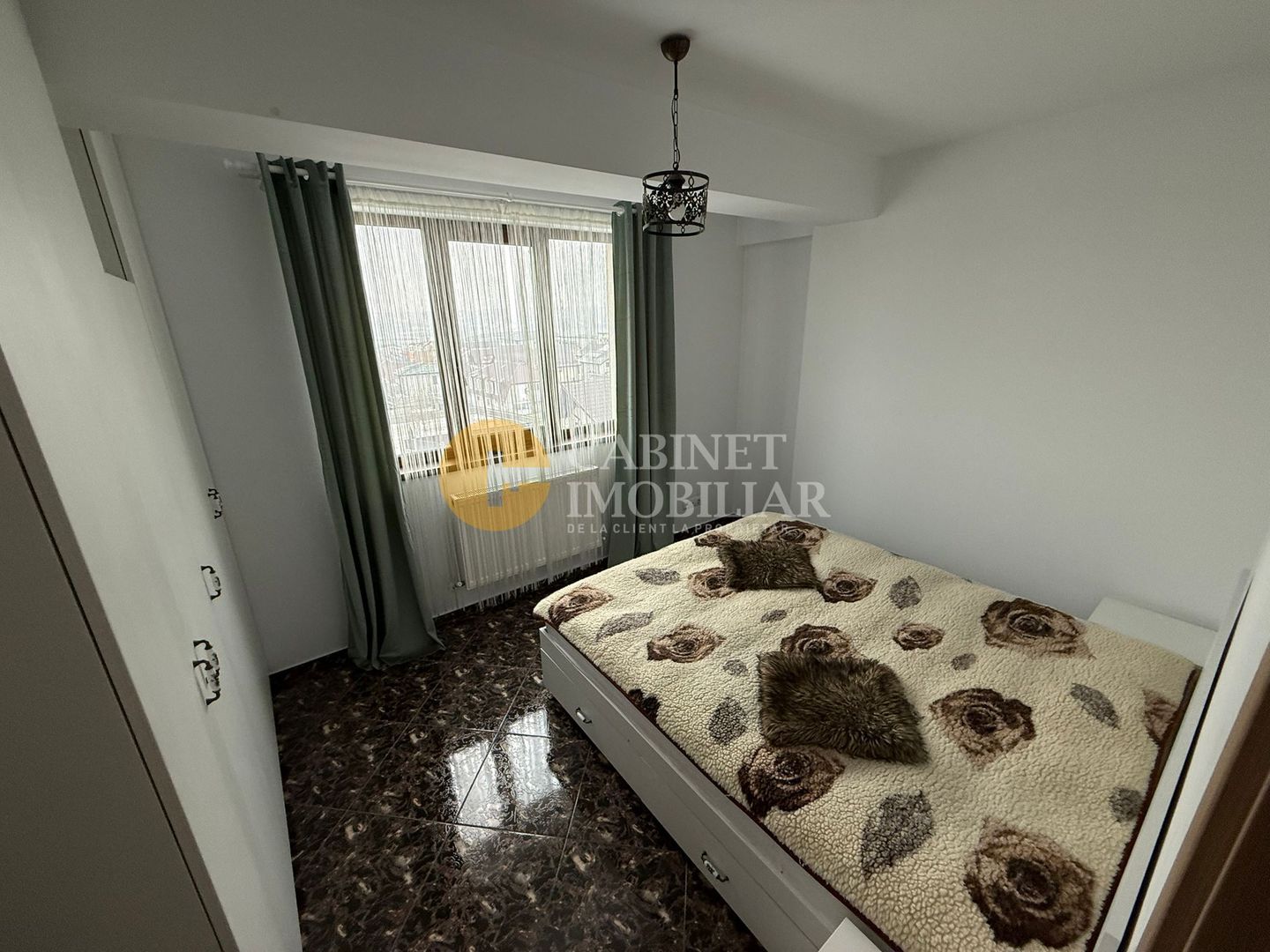 2 camere DECOMANDAT-- ETAJ 3-- Central, Valea Lupului - Poză 2