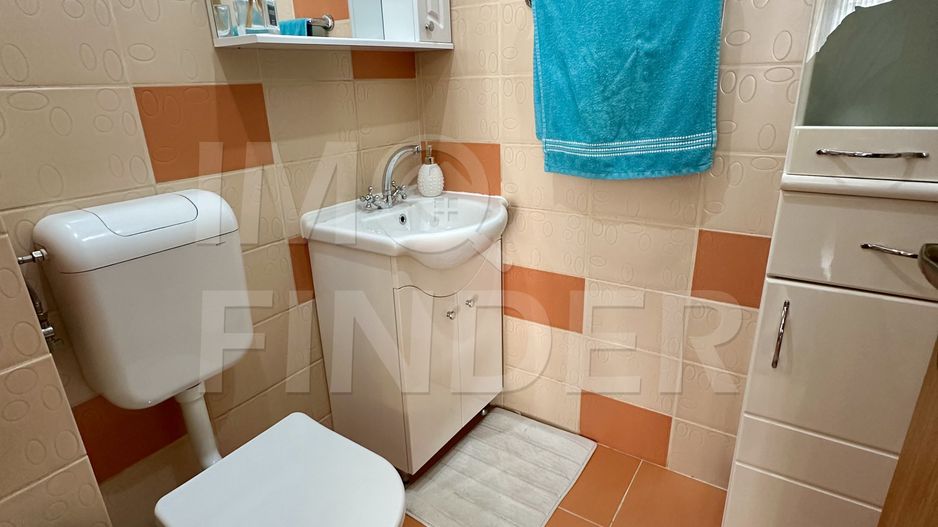 Vânzare  apartament 4 camere Buna Ziua, garaj, beci, parter inalt - Poză 12