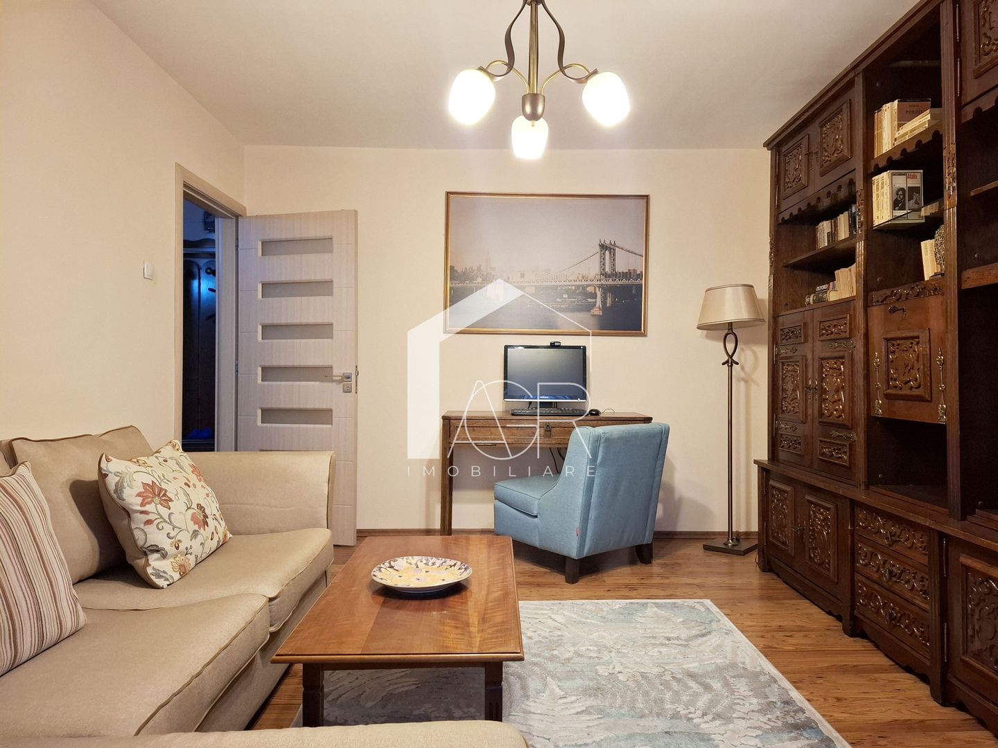 Apartament cu 2 camere, decomandat, zona B-dul. Bucuresti - Poză 3