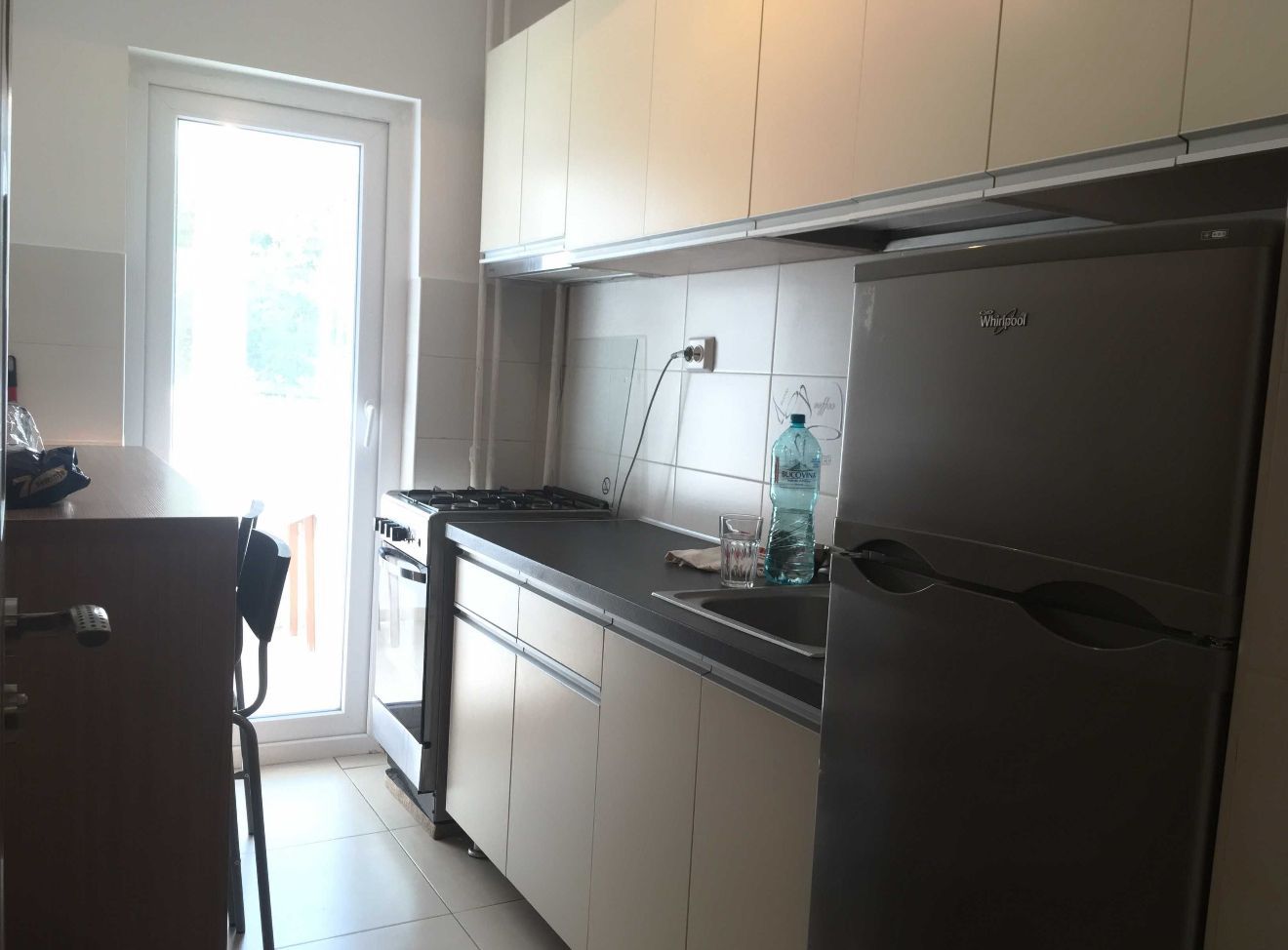 GARSONIERA MOSILOR, BUCATARIE INCHISA, REABILITAT, METROU 5 MINUTE - Poză 4