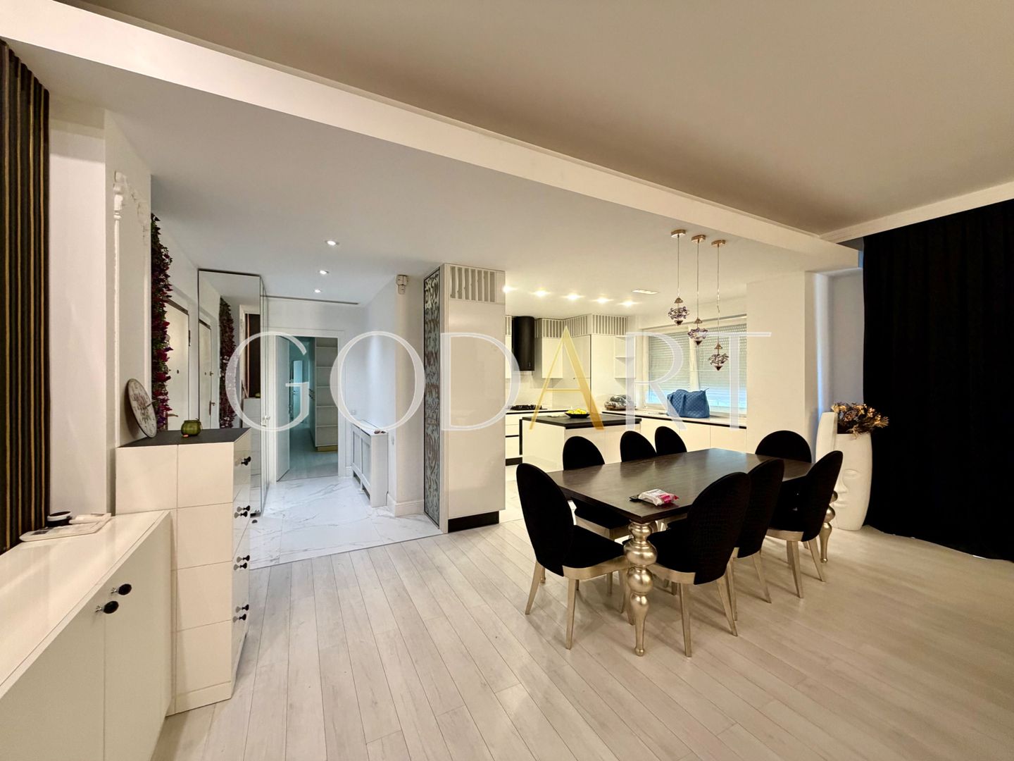 Apartament exclusivist cu 5 camere | Șoseaua Nordului | Curte privată - Poză 2