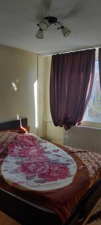 Vanzare Apartament 4 camere, Almasu Mare, Berceni. Teava Centrala in Bucatarie. - Poză 6