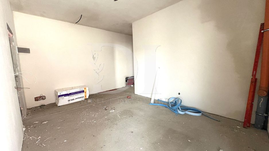 Apartament semifinisat / 3 dormitoare / Zona Tineretului , Floresti - Poză 1