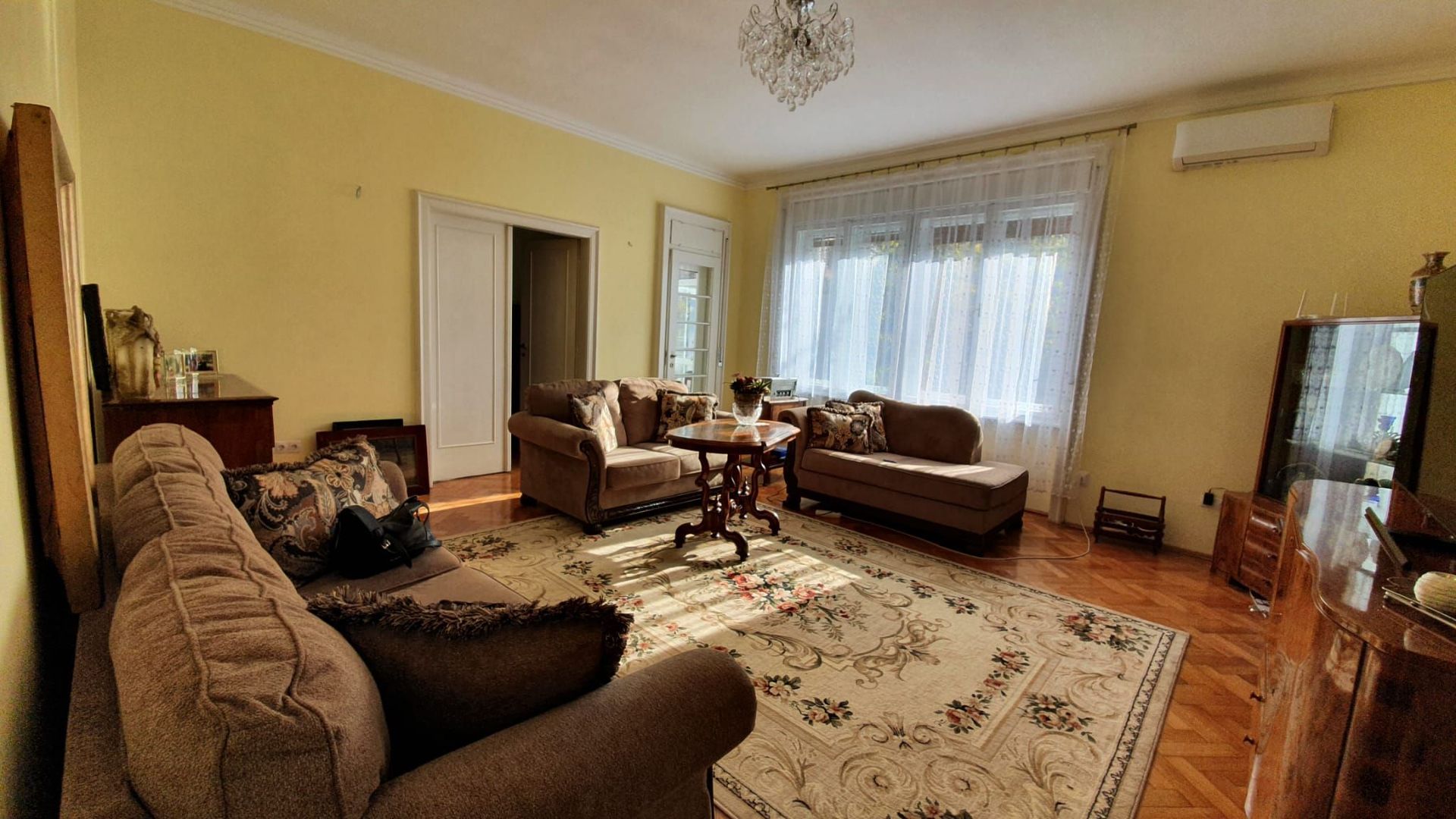 Prestanță și eleganță - Poză 2