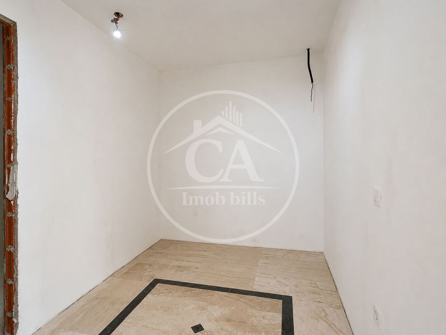 Casă de vânzare P+E+M cu 7 camere in Cartierul Grigorescu, Oradea - Poză 11