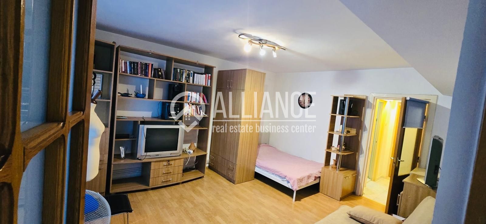 GARA/BCR (cod 04)-Garsoniera confort 0 - Poză 2