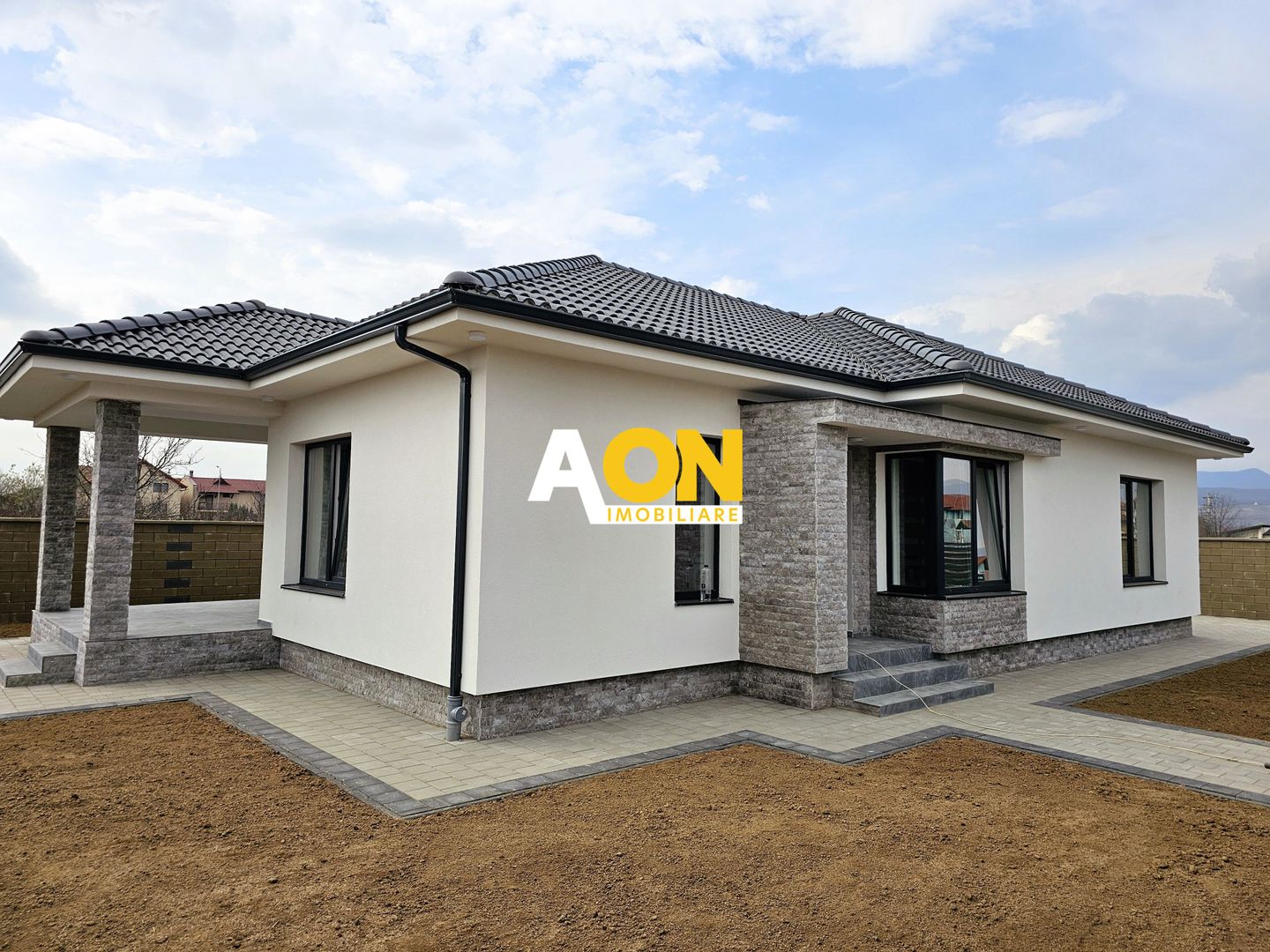 Casa 4 camere, 540 mp teren, predare la cheie, Cetate - Poză 1