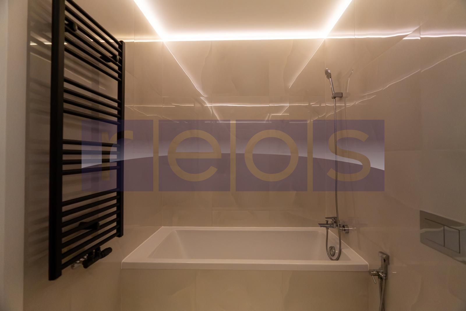 VANZARE APARTAMENT 3 CAMERE 100MP | ONE VERDI | ULTRAFINISAT | PARCARE - Poză 17