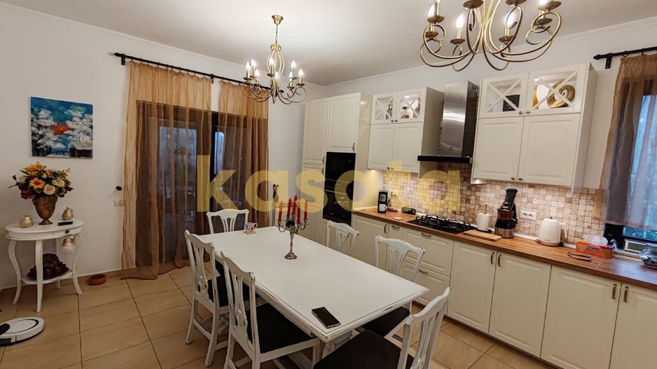 Vila care redefinește echilibrul între rafinament, spațiu și liniște - Poză 9