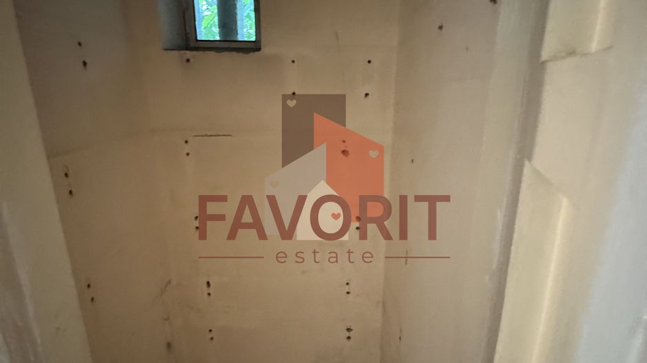 Etaj 2. La 400 m de Opera. Disponibil imediat. Centrala proprie - Poză 7