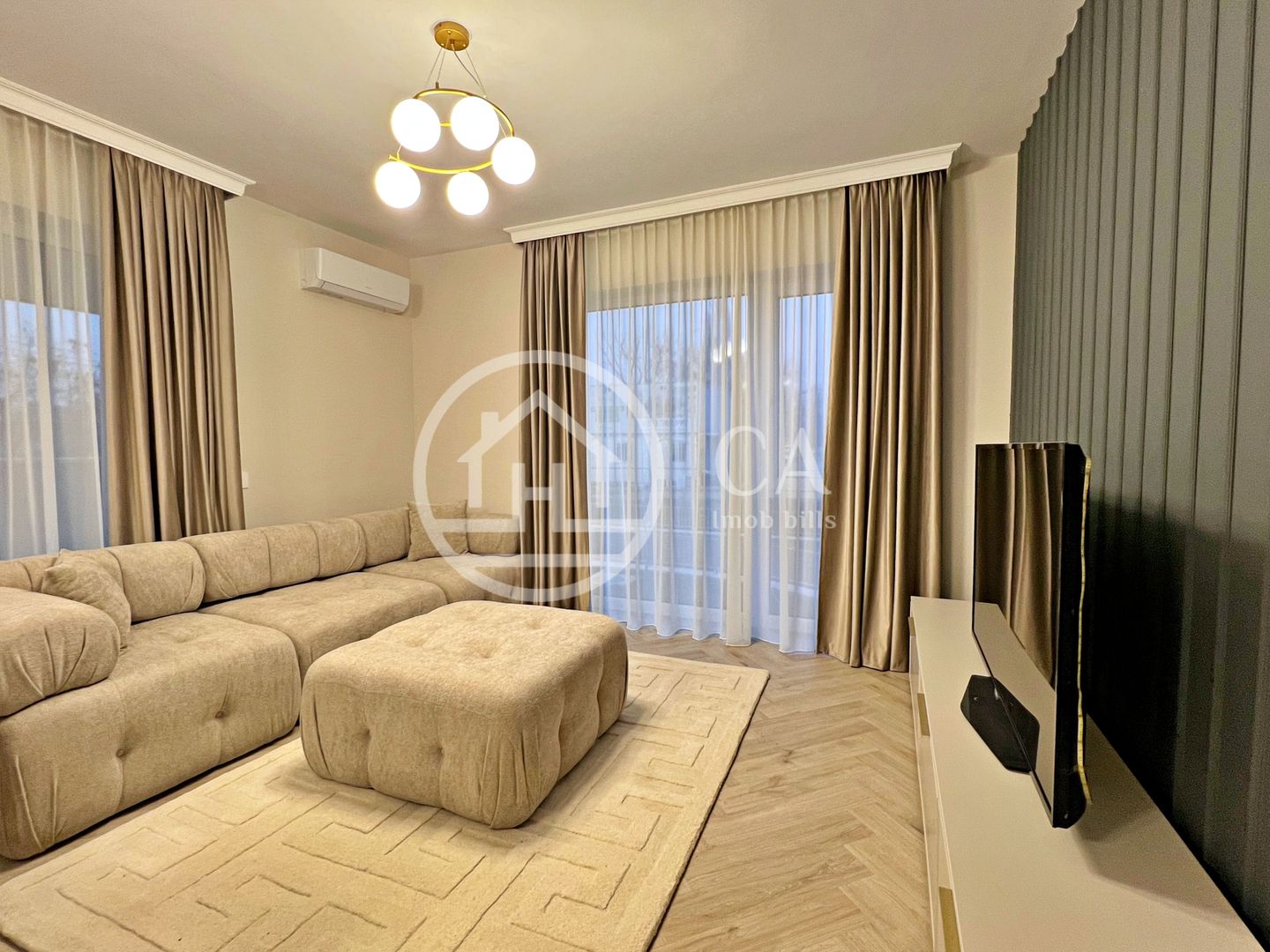 Apartament  cu 3 camere de vanzare in Prima Arena, Oradea - Poză 1