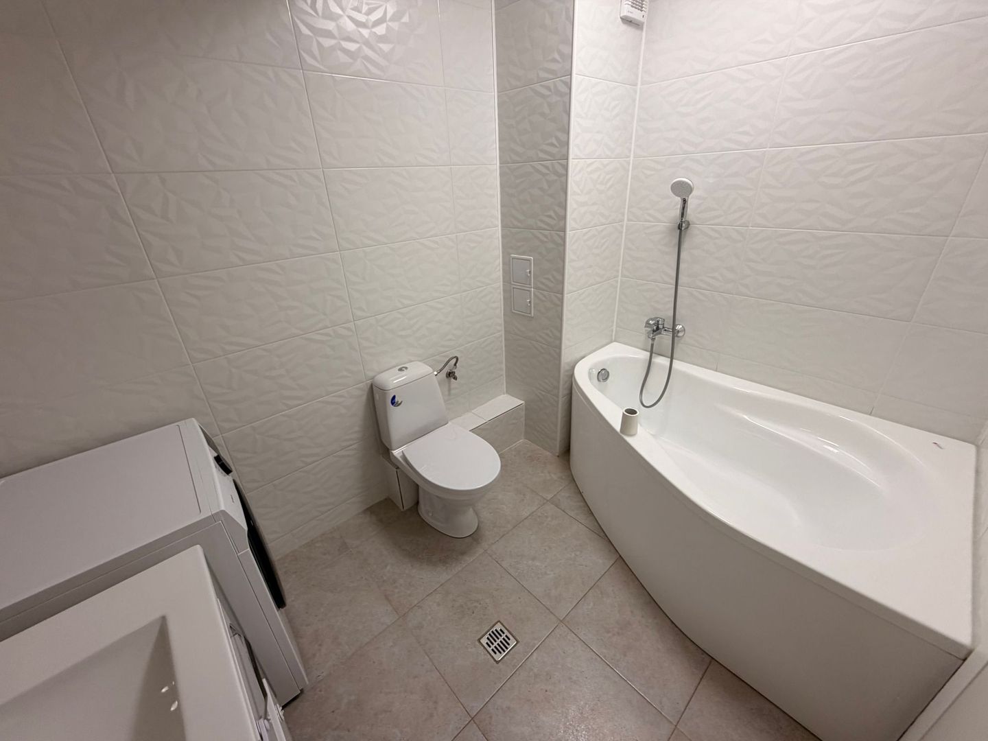 AP. 3 CAMERE THEODOR PALLADY, PARCARE, MASINA SPALAT VASE, BLOC NOU - Poză 9