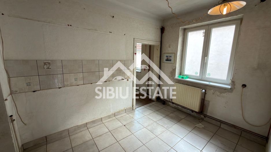 Casă de vânzare în cartierul Turnișor , Strada Livezii, Sibiu - Poză 2