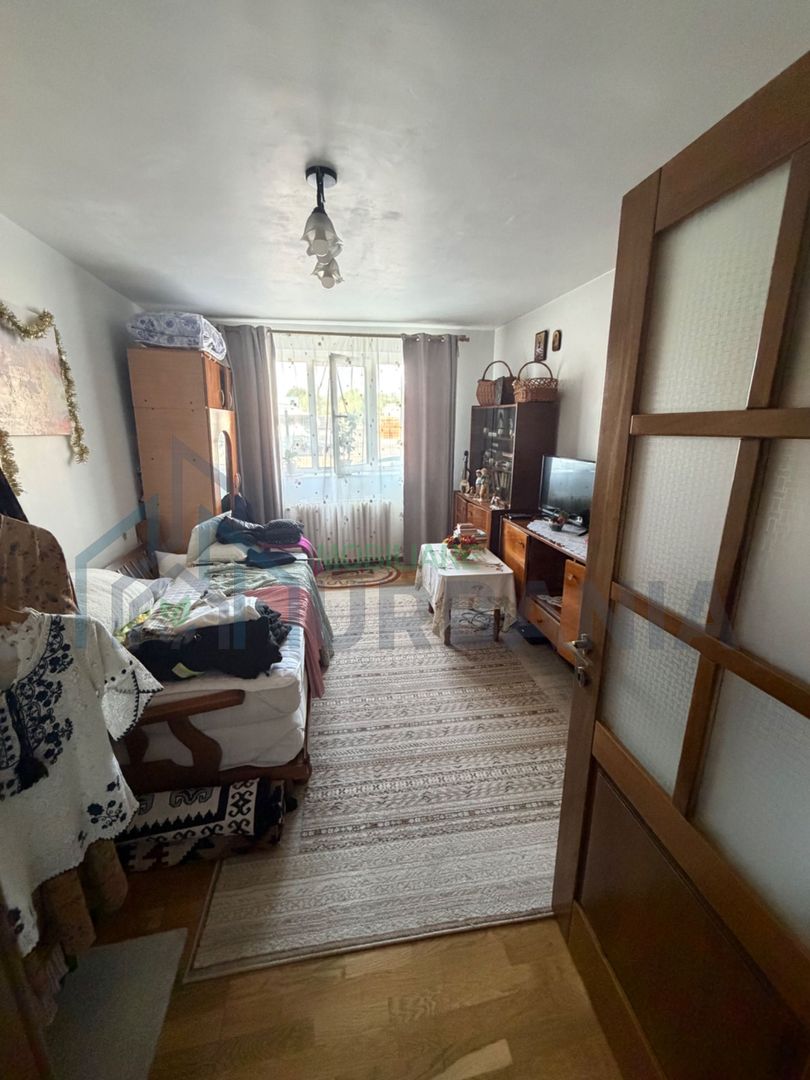 Camera de camin 20 mp cu baie, bucatarie, boxa si loc de parcare - Tatarasi, Iasi - Poză 3