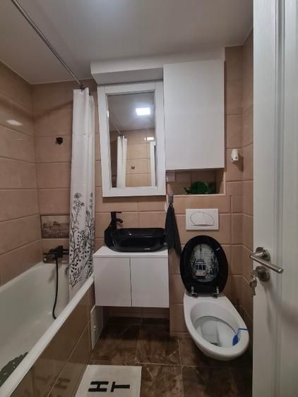 Apartament Micro 14 complet renovat - Poză 4