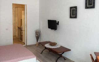 Inchiriez garsoniera zonă centrală Piatra Neamț - Poză 2