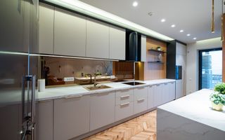 Apartament 5 camere de vanzare -complex nou -vedere lac -amenajat lux -totul nou - Poză 3