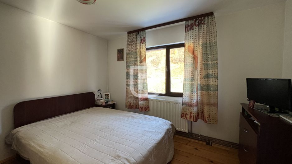 Casa cu 4 dormitoare | strada Manastirii | Gura Humorului - Poză 14