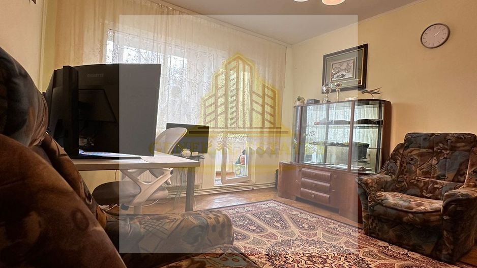 Apartament spre vanzare cu 2 camere – zona Planetelor, Brasov - Poză 1