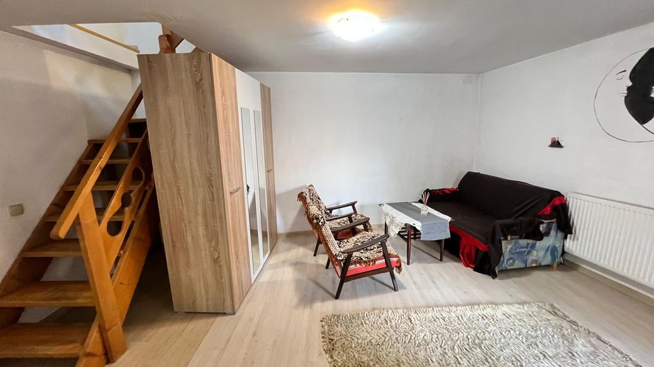 Apartament cu 2 Camere dispus pe 2 nivele | 41 mp | Central | Piața Abator - Poză 4
