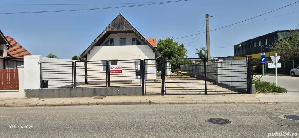 Vand casa pe str. Magnoliei - Poză 1