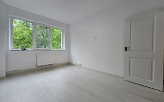 Apartament cu 2 camere - etajul 2/ complet renovat/ 53mp/ zona Tatarasi - Poză 1